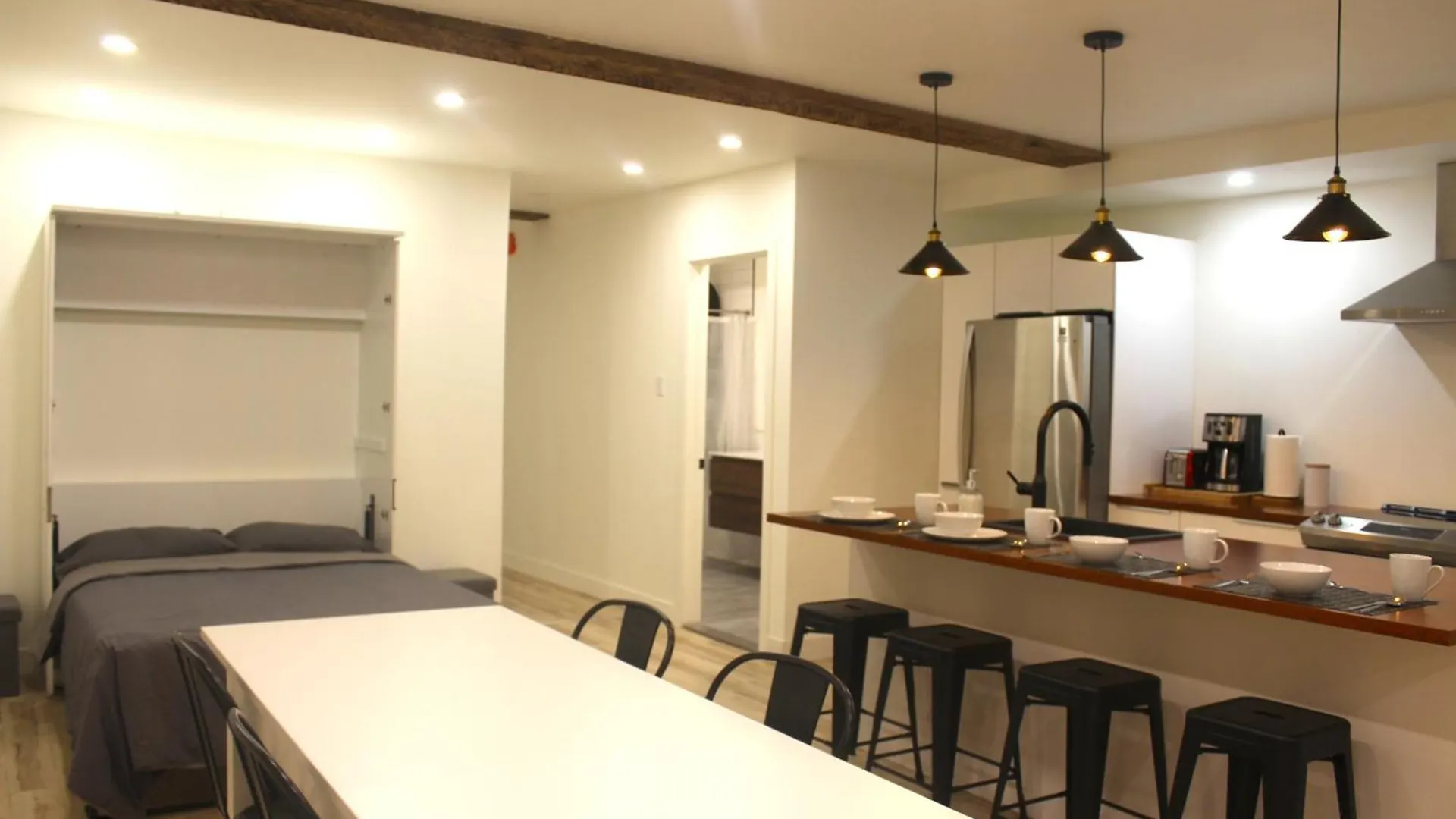 Apartment Grand Loft Au Coeur De La Ville De Quebec Canada
